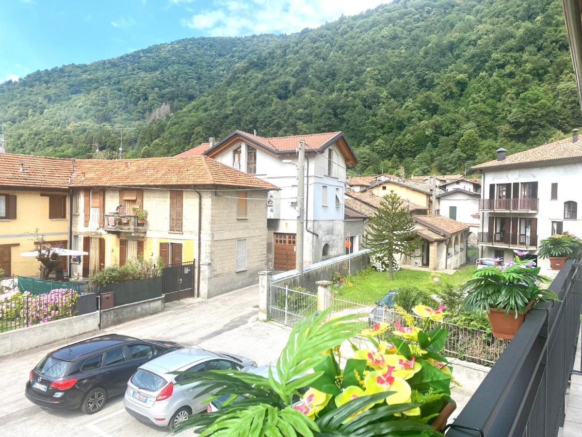 Mountains And Lake Como Apartments Valbrona ภายนอก รูปภาพ